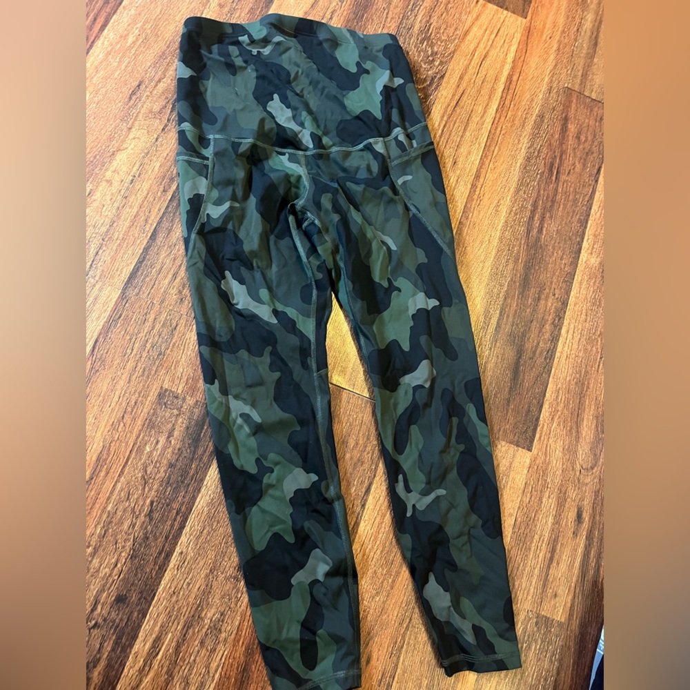 Old Navy Powersoft full panel maternity leggings